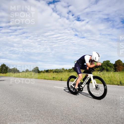 31.08.2025 - Elbe Triathlon Hamburg Michael Burmester http://msf.ph/oto/8663813 31.08.2025 09:42:52 Radfahren 268, 311, 438, 486, 490, 522, 629, 648, 665, 715, 882, 893 meine-sportfotos.de