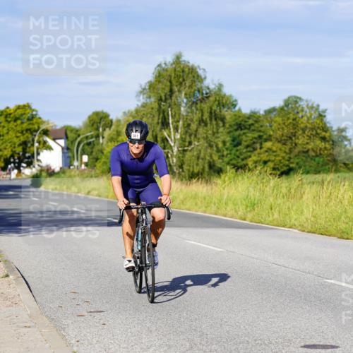 31.08.2025 - Elbe Triathlon Hamburg Michael Burmester http://msf.ph/oto/8663861 31.08.2025 09:20:45 Radfahren 242, 289, 561 meine-sportfotos.de