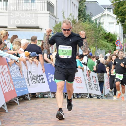 31.08.2025 - 21. Blankeneser Heldenlauf Strokosch-Dieckow http://msf.ph/oto/8663871 31.08.2025 11:01:43 Ziel 3082, 3428, 3298, 3662, 3104, 3521, 3276, 3109, 3730, 3284 meine-sportfotos.de