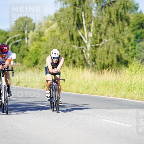 31.08.2025 - Elbe Triathlon Hamburg Michael Burmester http://msf.ph/oto/8663873 31.08.2025 09:20:53 Radfahren 458, 482, 537, 553 meine-sportfotos.de
