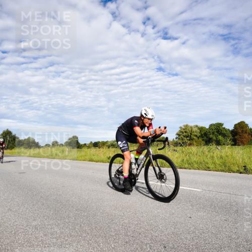 31.08.2025 - Elbe Triathlon Hamburg Michael Burmester http://msf.ph/oto/8663877 31.08.2025 09:43:41 Radfahren 337, 845, 866, 908, 913 meine-sportfotos.de