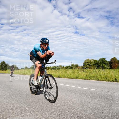 31.08.2025 - Elbe Triathlon Hamburg Michael Burmester http://msf.ph/oto/8663890 31.08.2025 09:43:53 Radfahren 377, 450, 563, 610, 634, 770 meine-sportfotos.de