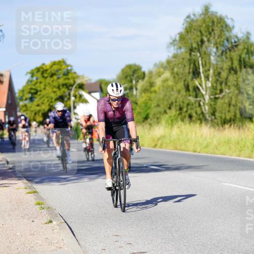 31.08.2025 - Elbe Triathlon Hamburg Michael Burmester http://msf.ph/oto/8663895 31.08.2025 09:21:00 Radfahren 187, 257, 372, 428, 439, 455, 464, 516, 530, 545, 655 meine-sportfotos.de