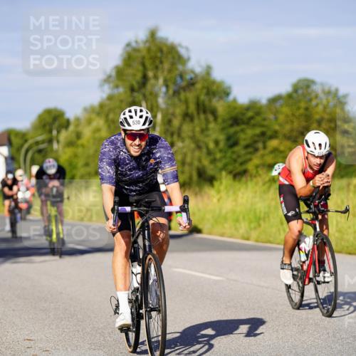 31.08.2025 - Elbe Triathlon Hamburg Michael Burmester http://msf.ph/oto/8663903 31.08.2025 09:21:02 Radfahren 187, 257, 372, 428, 439, 441, 455, 464, 516, 530, 545, 655 meine-sportfotos.de