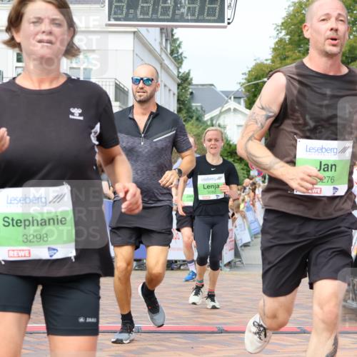 31.08.2025 - 21. Blankeneser Heldenlauf Strokosch-Dieckow http://msf.ph/oto/8663921 31.08.2025 11:01:38 Ziel 3082, 3298, 3276, 3109, 3712 meine-sportfotos.de