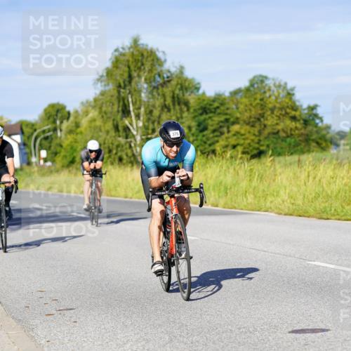 31.08.2025 - Elbe Triathlon Hamburg Michael Burmester http://msf.ph/oto/8663960 31.08.2025 09:21:12 Radfahren 207, 215, 313, 375, 388, 441 meine-sportfotos.de
