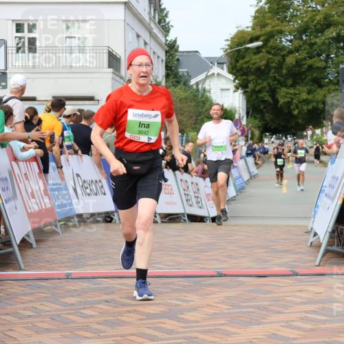 31.08.2025 - 21. Blankeneser Heldenlauf Strokosch-Dieckow http://msf.ph/oto/8663966 31.08.2025 11:20:05 Ziel 3566, 3709, 3042, 3229, 3224 meine-sportfotos.de