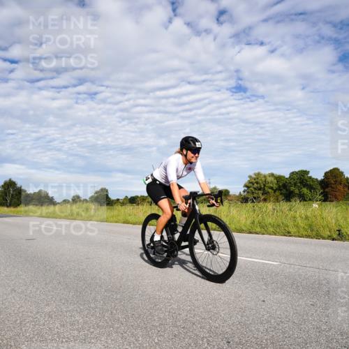 31.08.2025 - Elbe Triathlon Hamburg Michael Burmester http://msf.ph/oto/8663973 31.08.2025 09:45:20 Radfahren 489, 804 meine-sportfotos.de