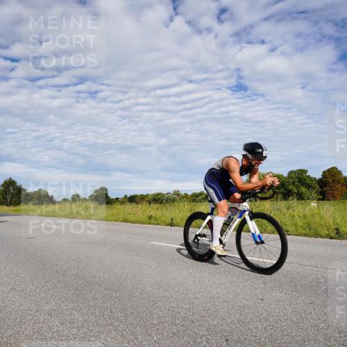 31.08.2025 - Elbe Triathlon Hamburg Michael Burmester http://msf.ph/oto/8663982 31.08.2025 09:45:31 Radfahren 393, 431, 566, 607, 660, 664, 708, 709, 756 meine-sportfotos.de