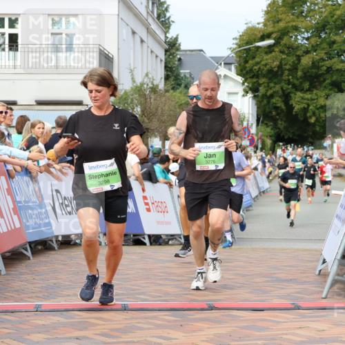 31.08.2025 - 21. Blankeneser Heldenlauf Strokosch-Dieckow http://msf.ph/oto/8663996 31.08.2025 11:01:36 Ziel 3082, 3298, 3276, 3109, 3712 meine-sportfotos.de