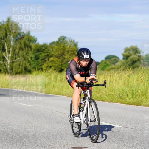 31.08.2025 - Elbe Triathlon Hamburg Michael Burmester http://msf.ph/oto/8664033 31.08.2025 09:21:45 Radfahren 229, 255, 272, 276, 300, 402, 412, 468, 492, 658 meine-sportfotos.de