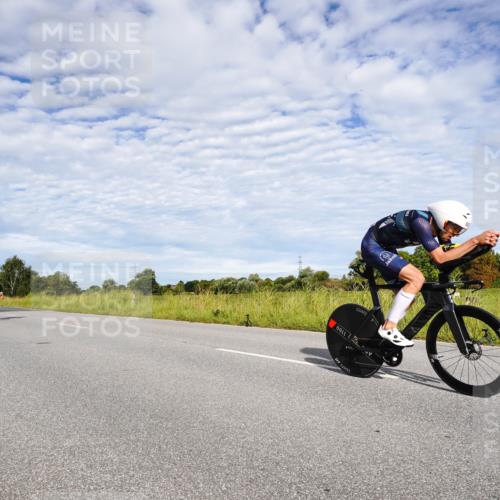 31.08.2025 - Elbe Triathlon Hamburg Michael Burmester http://msf.ph/oto/8664034 31.08.2025 09:46:10 Radfahren 463, 553, 600, 740, 803, 820, 876, 906 meine-sportfotos.de