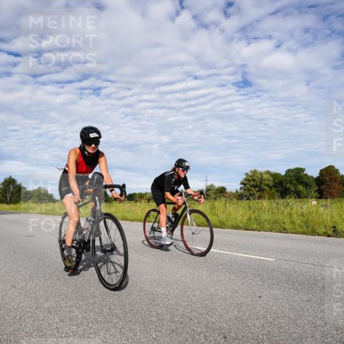 31.08.2025 - Elbe Triathlon Hamburg Michael Burmester http://msf.ph/oto/8664035 31.08.2025 09:46:11 Radfahren 463, 553, 600, 740, 803, 820, 876 meine-sportfotos.de