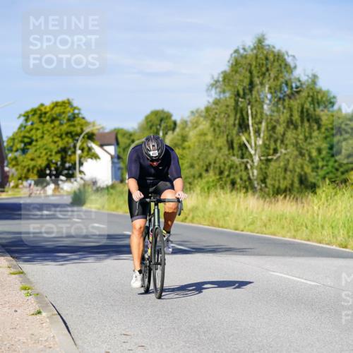 31.08.2025 - Elbe Triathlon Hamburg Michael Burmester http://msf.ph/oto/8664048 31.08.2025 09:21:51 Radfahren 255, 402 meine-sportfotos.de