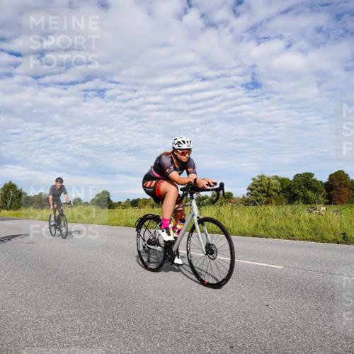 31.08.2025 - Elbe Triathlon Hamburg Michael Burmester http://msf.ph/oto/8664049 31.08.2025 09:46:24 Radfahren 280, 286, 419, 420, 421, 494, 635, 684, 707, 859, 909 meine-sportfotos.de