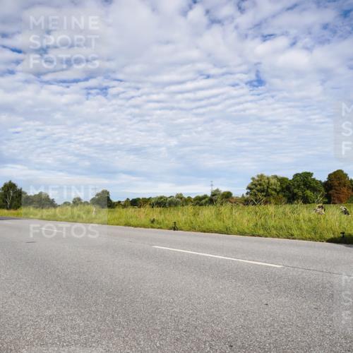31.08.2025 - Elbe Triathlon Hamburg Michael Burmester http://msf.ph/oto/8664082 31.08.2025 09:46:49 Radfahren 294, 384, 526, 569, 570, 589, 729, 759, 838 meine-sportfotos.de