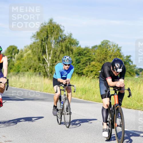 31.08.2025 - Elbe Triathlon Hamburg Michael Burmester http://msf.ph/oto/8664221 31.08.2025 09:23:02 Radfahren 325, 386, 406, 429, 575 meine-sportfotos.de