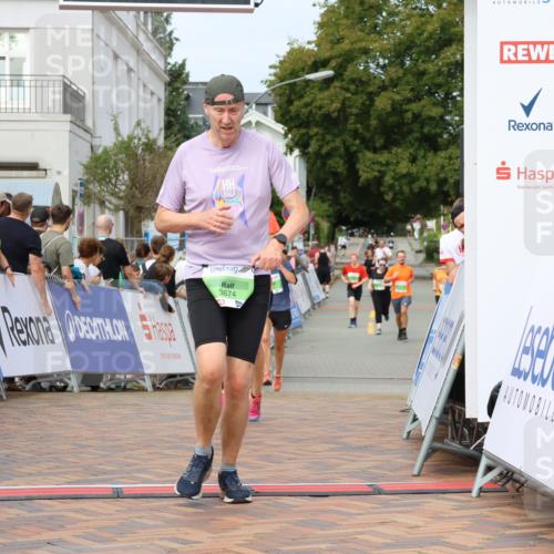 31.08.2025 - 21. Blankeneser Heldenlauf Strokosch-Dieckow http://msf.ph/oto/8664237 31.08.2025 11:19:50 Ziel 3569, 3314, 3674, 3193 meine-sportfotos.de