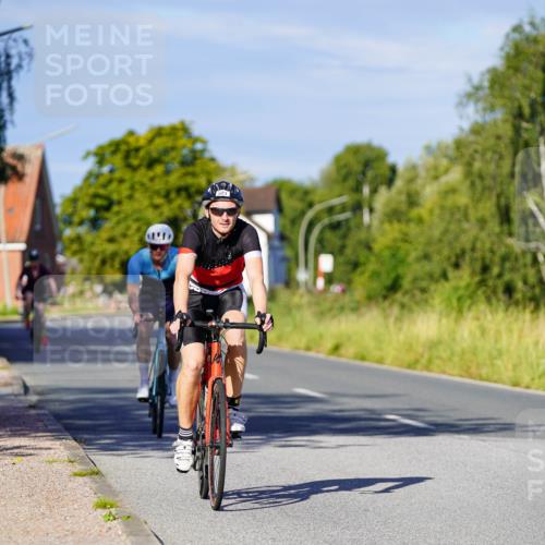 31.08.2025 - Elbe Triathlon Hamburg Michael Burmester http://msf.ph/oto/8664241 31.08.2025 09:23:13 Radfahren 270, 472, 508, 521 meine-sportfotos.de
