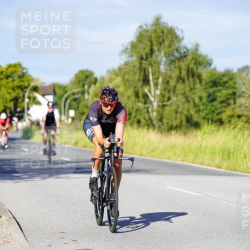 31.08.2025 - Elbe Triathlon Hamburg Michael Burmester http://msf.ph/oto/8664289 31.08.2025 09:23:43 Radfahren 177, 198, 252, 331, 370, 449, 497, 616 meine-sportfotos.de