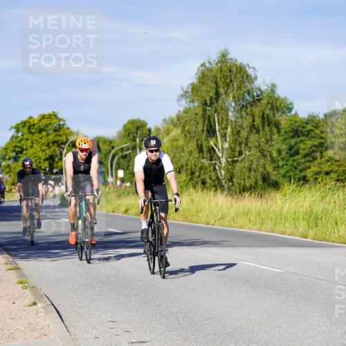 31.08.2025 - Elbe Triathlon Hamburg Michael Burmester http://msf.ph/oto/8664294 31.08.2025 09:23:45 Radfahren 167, 198, 252, 331, 443, 449, 497, 616 meine-sportfotos.de