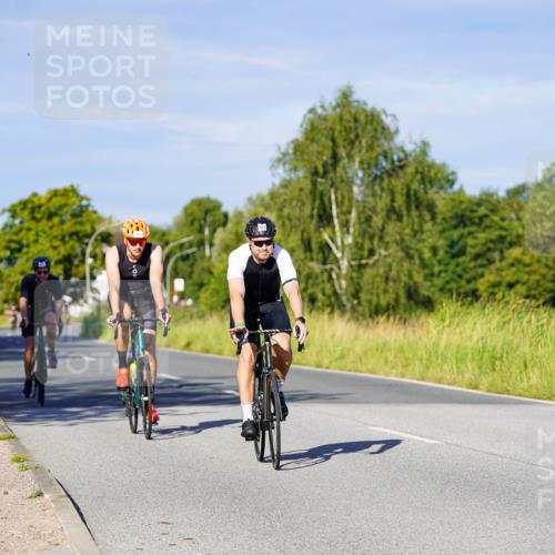 31.08.2025 - Elbe Triathlon Hamburg Michael Burmester http://msf.ph/oto/8664297 31.08.2025 09:23:45 Radfahren 167, 198, 252, 331, 443, 449, 497, 616 meine-sportfotos.de