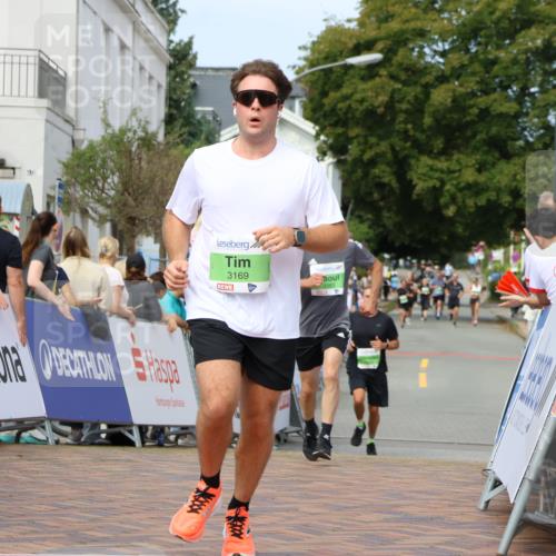 31.08.2025 - 21. Blankeneser Heldenlauf Strokosch-Dieckow http://msf.ph/oto/8664299 31.08.2025 11:01:14 Ziel 3734, 3169, 3318, 3383 meine-sportfotos.de