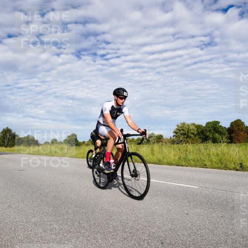 31.08.2025 - Elbe Triathlon Hamburg Michael Burmester http://msf.ph/oto/8664315 31.08.2025 09:50:13 Radfahren 638, 671, 871, 926 meine-sportfotos.de