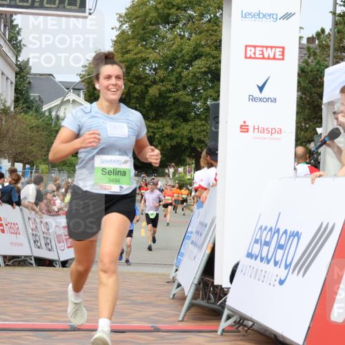 31.08.2025 - 21. Blankeneser Heldenlauf Strokosch-Dieckow http://msf.ph/oto/8664332 31.08.2025 11:19:41 Ziel 3391, 3494 meine-sportfotos.de