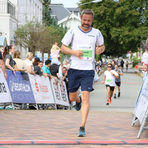 31.08.2025 - 21. Blankeneser Heldenlauf Strokosch-Dieckow http://msf.ph/oto/8664340 31.08.2025 11:01:10 Ziel 3734, 3169 meine-sportfotos.de