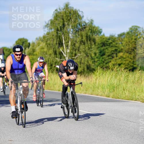31.08.2025 - Elbe Triathlon Hamburg Michael Burmester http://msf.ph/oto/8664352 31.08.2025 09:23:56 Radfahren 212, 309, 353, 432, 481, 512, 549, 574, 639, 746 meine-sportfotos.de