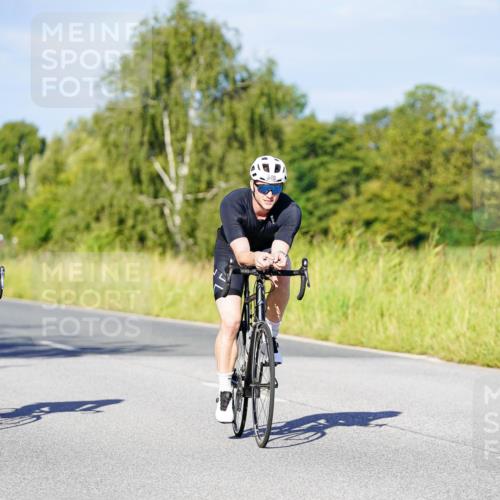 31.08.2025 - Elbe Triathlon Hamburg Michael Burmester http://msf.ph/oto/8664367 31.08.2025 09:23:58 Radfahren 185, 212, 309, 353, 432, 470, 481, 512, 549, 639, 695 meine-sportfotos.de