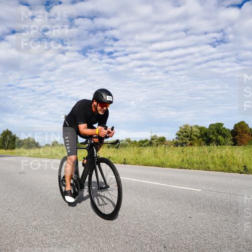 31.08.2025 - Elbe Triathlon Hamburg Michael Burmester http://msf.ph/oto/8664368 31.08.2025 09:51:01 Radfahren 597, 690, 744 meine-sportfotos.de