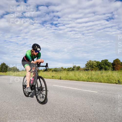 31.08.2025 - Elbe Triathlon Hamburg Michael Burmester http://msf.ph/oto/8664422 31.08.2025 09:51:45 Radfahren 482, 561, 806, 849 meine-sportfotos.de