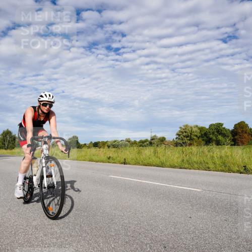 31.08.2025 - Elbe Triathlon Hamburg Michael Burmester http://msf.ph/oto/8664433 31.08.2025 09:51:57 Radfahren 390, 651, 761, 799, 817 meine-sportfotos.de
