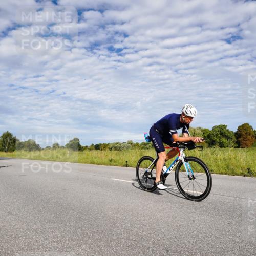 31.08.2025 - Elbe Triathlon Hamburg Michael Burmester http://msf.ph/oto/8664436 31.08.2025 09:51:59 Radfahren 390, 403, 479, 651, 761, 799, 817 meine-sportfotos.de