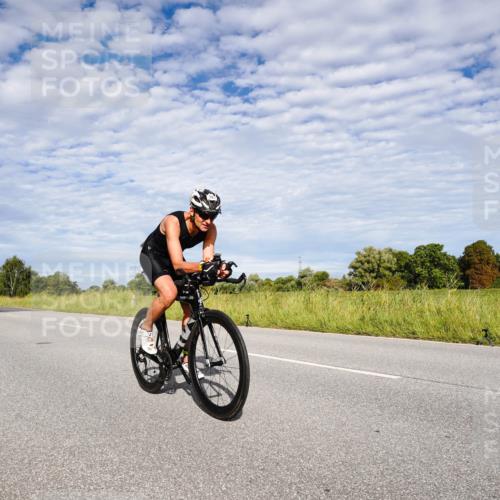 31.08.2025 - Elbe Triathlon Hamburg Michael Burmester http://msf.ph/oto/8664479 31.08.2025 09:52:48 Radfahren 543, 606, 741, 788, 809 meine-sportfotos.de