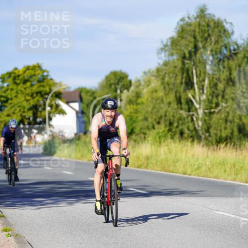 31.08.2025 - Elbe Triathlon Hamburg Michael Burmester http://msf.ph/oto/8664482 31.08.2025 09:24:30 Radfahren 180, 576, 653 meine-sportfotos.de