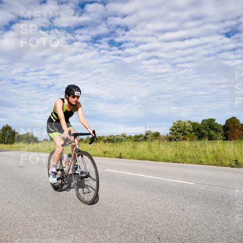 31.08.2025 - Elbe Triathlon Hamburg Michael Burmester http://msf.ph/oto/8664483 31.08.2025 09:52:50 Radfahren 543, 741, 809 meine-sportfotos.de