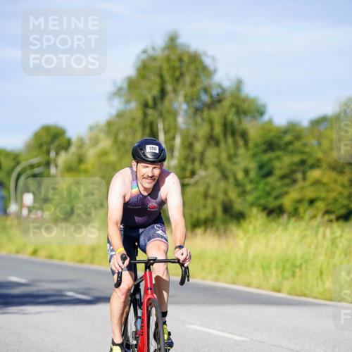 31.08.2025 - Elbe Triathlon Hamburg Michael Burmester http://msf.ph/oto/8664484 31.08.2025 09:24:31 Radfahren 180, 576, 653 meine-sportfotos.de