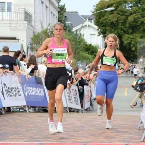 31.08.2025 - 21. Blankeneser Heldenlauf Strokosch-Dieckow http://msf.ph/oto/8664489 31.08.2025 11:00:51 Ziel 3436, 3218, 3190 meine-sportfotos.de