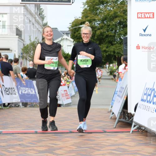 31.08.2025 - 21. Blankeneser Heldenlauf Strokosch-Dieckow http://msf.ph/oto/8664516 31.08.2025 11:19:31 Ziel 3348, 3343 meine-sportfotos.de