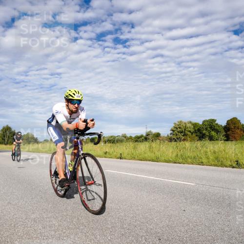 31.08.2025 - Elbe Triathlon Hamburg Michael Burmester http://msf.ph/oto/8664524 31.08.2025 09:53:24 Radfahren 472, 593, 659, 900, 925 meine-sportfotos.de