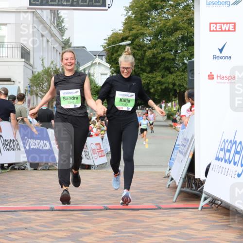 31.08.2025 - 21. Blankeneser Heldenlauf Strokosch-Dieckow http://msf.ph/oto/8664546 31.08.2025 11:19:30 Ziel 3348, 3343 meine-sportfotos.de