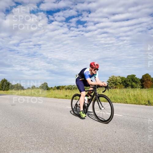 31.08.2025 - Elbe Triathlon Hamburg Michael Burmester http://msf.ph/oto/8664574 31.08.2025 09:54:24 Radfahren 415, 434, 525, 698, 725 meine-sportfotos.de