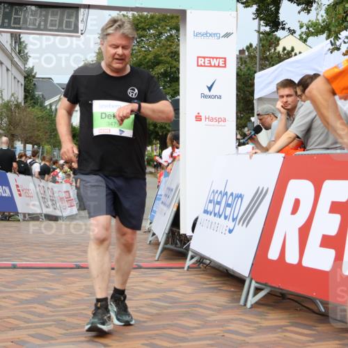 31.08.2025 - 21. Blankeneser Heldenlauf Strokosch-Dieckow http://msf.ph/oto/8664588 31.08.2025 11:19:21 Ziel 3464, 3341, 3475, 3347, 3223 meine-sportfotos.de