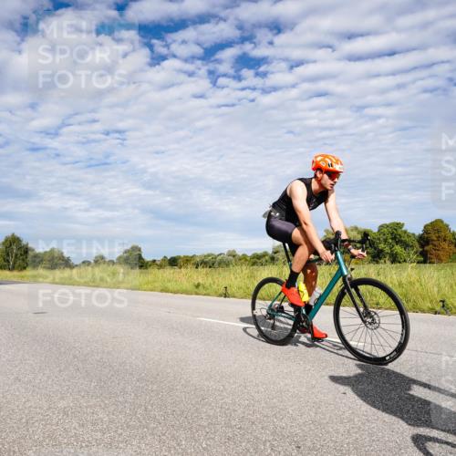 31.08.2025 - Elbe Triathlon Hamburg Michael Burmester http://msf.ph/oto/8664603 31.08.2025 09:54:54 Radfahren 404, 449, 497, 616, 625, 652, 874 meine-sportfotos.de