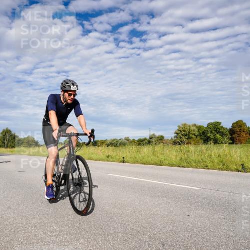 31.08.2025 - Elbe Triathlon Hamburg Michael Burmester http://msf.ph/oto/8664605 31.08.2025 09:54:56 Radfahren 402, 404, 449, 497, 616, 625, 652, 874 meine-sportfotos.de