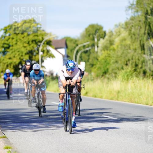 31.08.2025 - Elbe Triathlon Hamburg Michael Burmester http://msf.ph/oto/8664641 31.08.2025 09:25:31 Radfahren 174, 302, 308, 345, 346, 642, 652 meine-sportfotos.de
