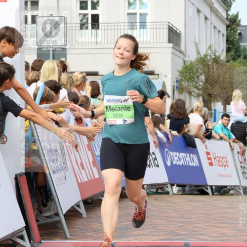 31.08.2025 - 21. Blankeneser Heldenlauf Strokosch-Dieckow http://msf.ph/oto/8664668 31.08.2025 11:00:32 Ziel 3435, 3365, 3235 meine-sportfotos.de